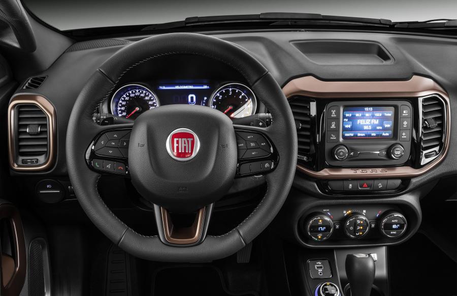 Панель приборов Fiat Toro Ranch (226) 2018 года  (фото 37 из 39)